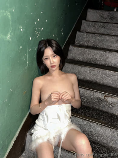 【2023-11-19】For into temptatio with my lingerie..❤️.m4v